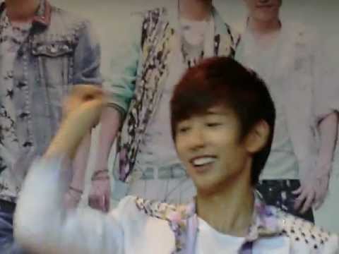 120624 BOYFRIEND  Fan Sign Last