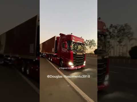 para eles tudo isso é comum dois maluco no Opala 71