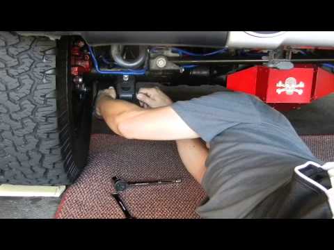 ICON LCA Lower Control Arm Install on a Toyota FJ Cruiser.