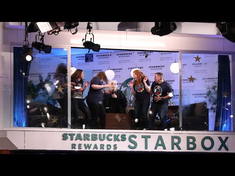 平均的なアンディのファンは、スカイボックスで恐怖を得る (Average Andy’s Fans Get a Scare in the Skybox)