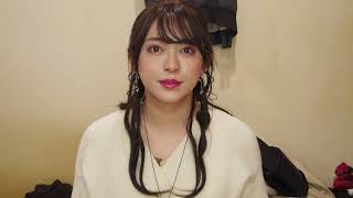 リングライトの検証を行う女装