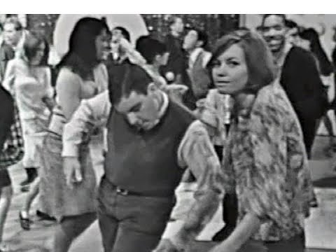American Bandstand 1966 – Top 10 – Barbara Ann, The Beach Boys