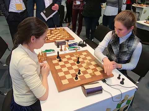 WIM Polina Shuvalova - GM Aleksandra Goryachkina World Blitz Ch St.Petersburg 2018