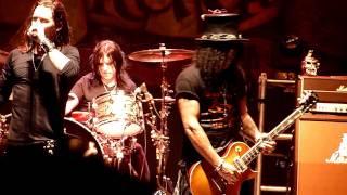 Slash ft. Myles Kennedy - Promise (HD) (Live @ Le Zenith Paris, 12-07-2011)