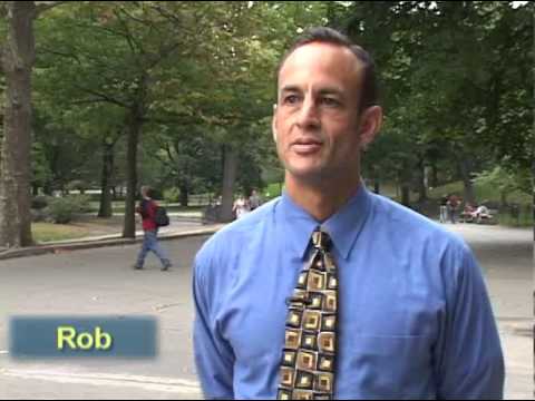 街頭インタビュー：近くに銀行はありますか？一流のファンダメンタルズ (Street Interview: Is there a bank near here? Top Notch Fundamentals)