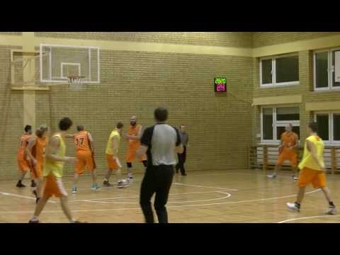 BasketLiga 13/14: Kalifornijskie Dżdżownice - Biuro Podróży Odkrywca II