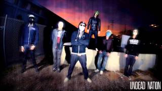 Hollywood Undead - Comin&#39; In Hot (Demo Version)