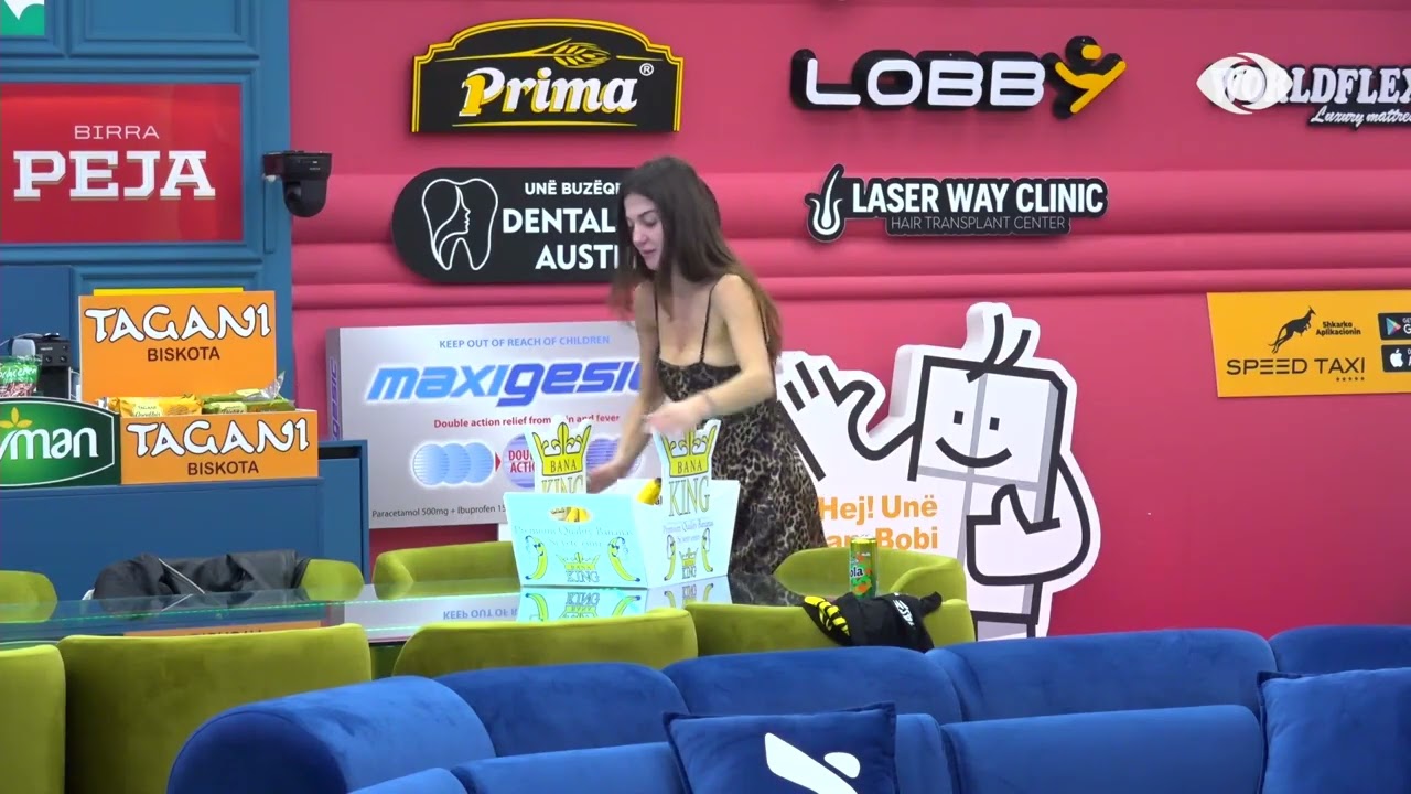 “Mbaje t’i gëzosh”/ Loredana i jep banane Rozanës