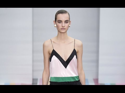 Salvatore Ferragamo Fall 2016 Ready-to-Wear MFW