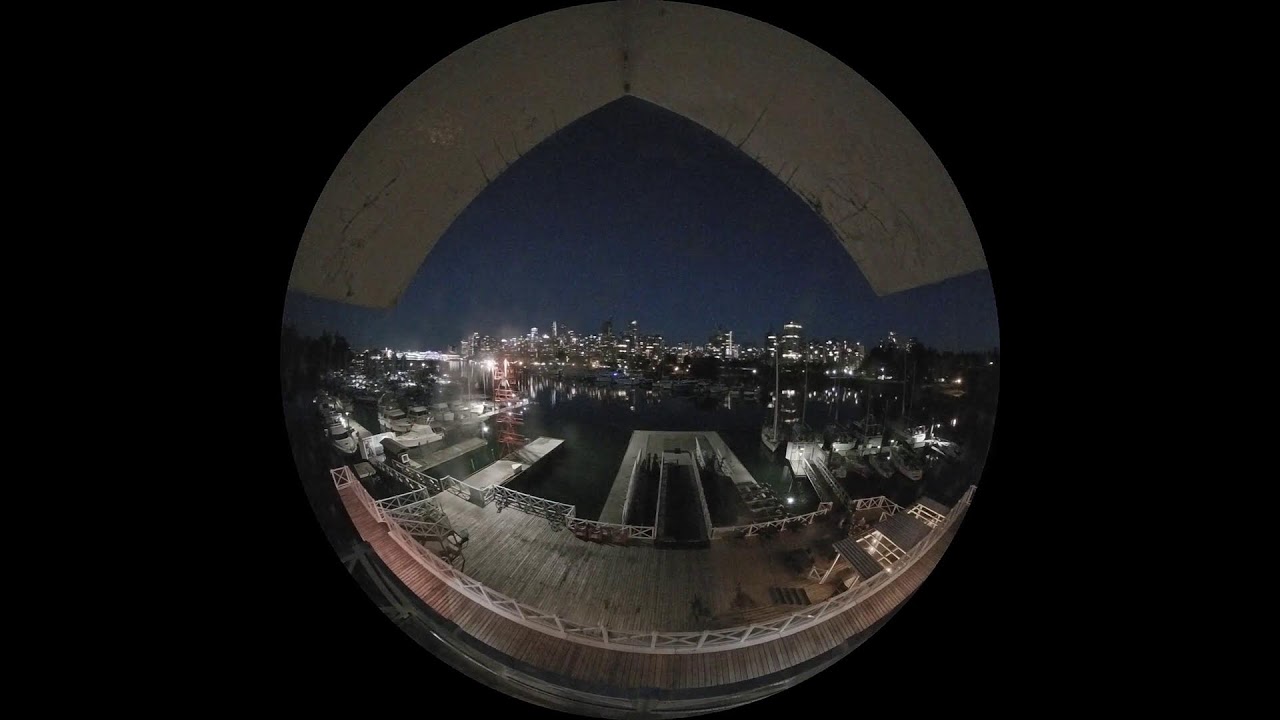 Live webcam view of Coal Harbour Marina & Vancouver Skyline