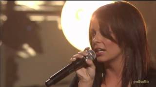 Maroon 5 &amp; Sara Evans - Leather and Lace.