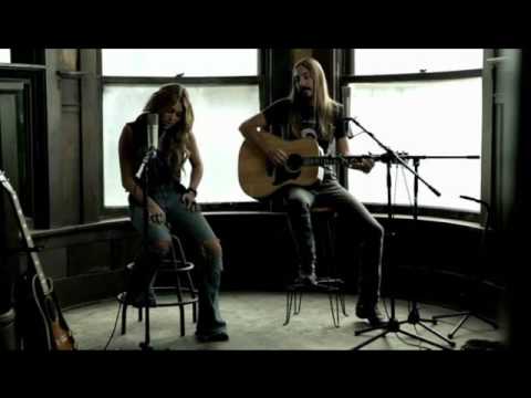 Miley Cyrus feat. Johnzo West