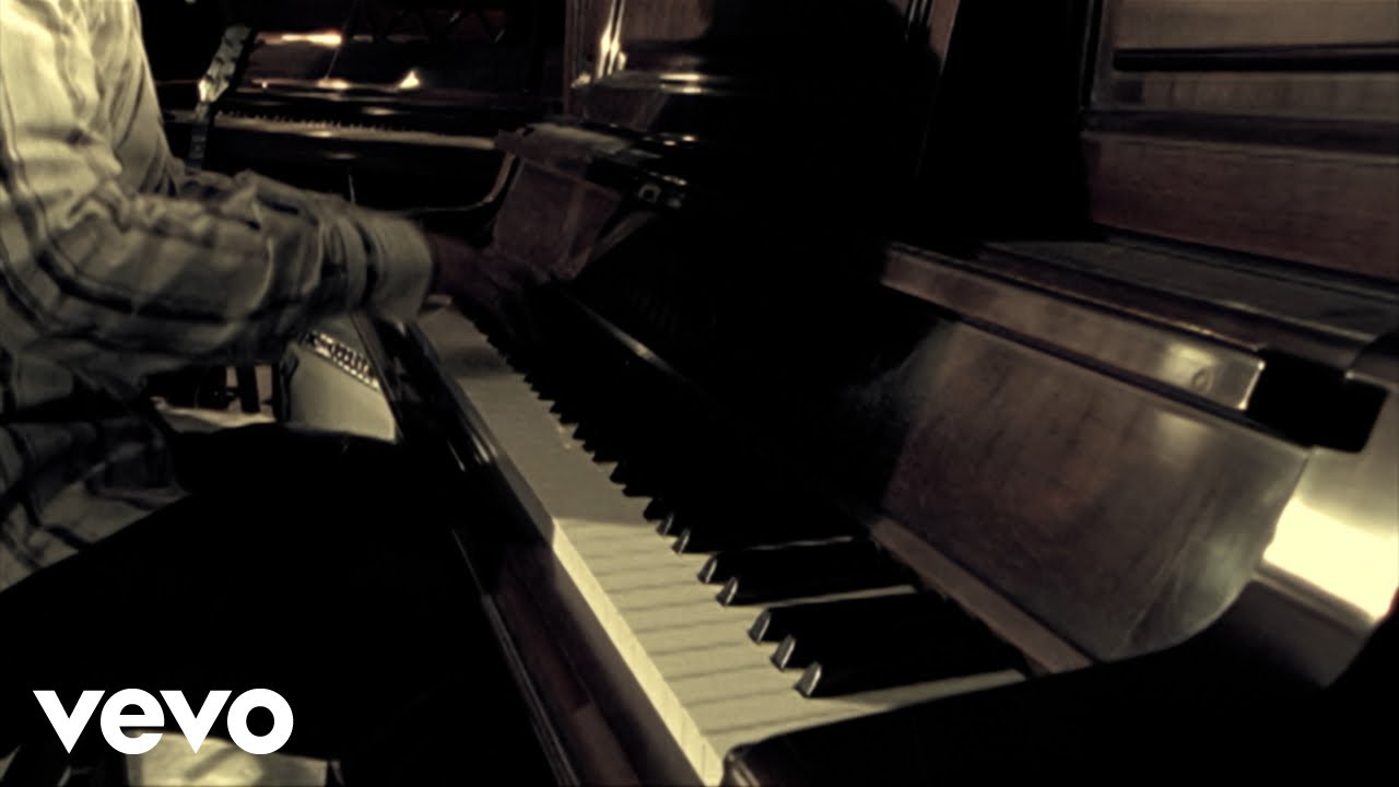 スキマスイッチ - 「奏（かなで）」Music Video : SUKIMASWITCH / KANADE Music Video