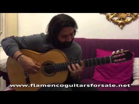 Josemi Carmona plays his new Manuel Reyes 1990 acquired in Solera Flamenca