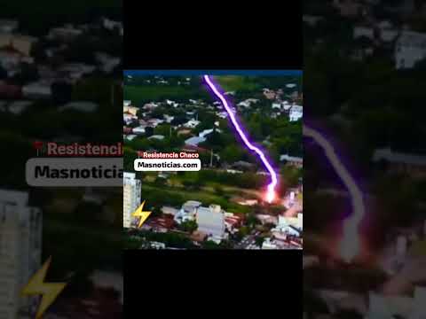 #Nacionales #Chaco #resistencia la caída de un rayo.@waltergrimaux2447 @AdrianWalterGR