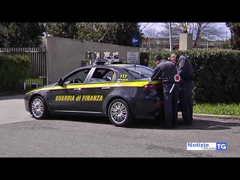 2017-10-10 PRATO - CONTRAFFAZIONE, SEQUESTRATI 700 BRACCIALI