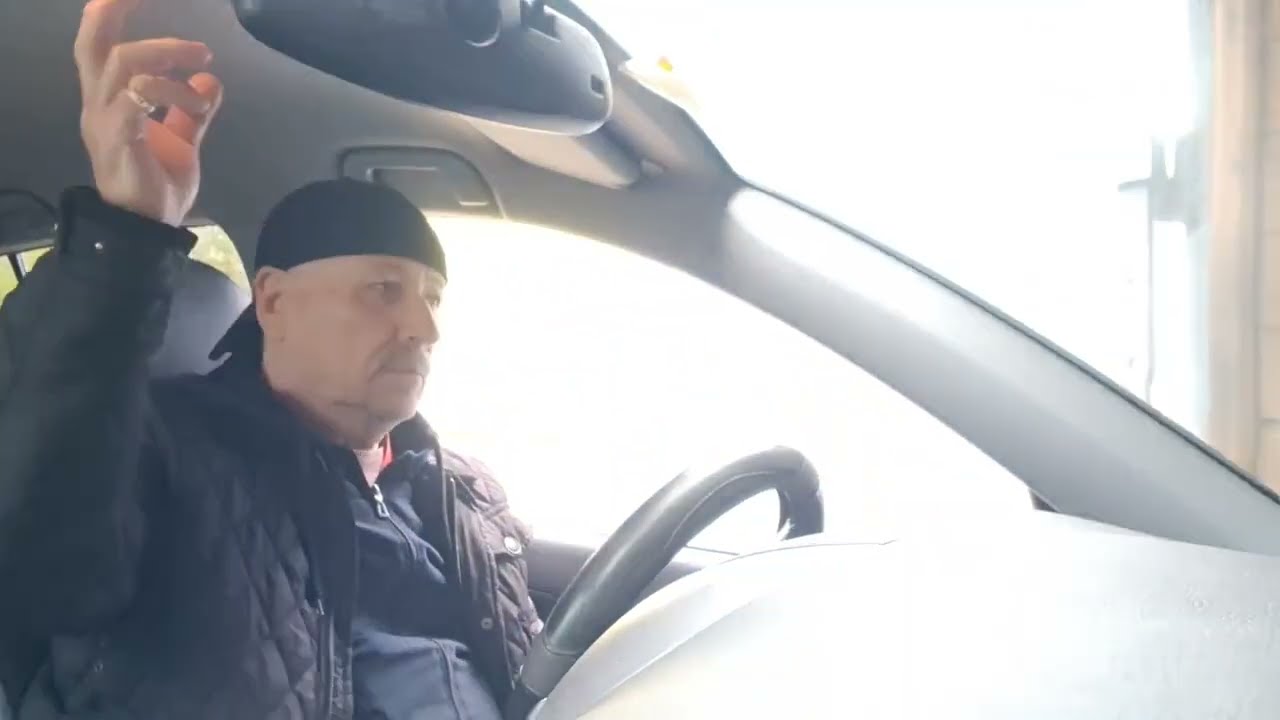 У ДОРОГИ ЖИЗНИ ЛЕНИНГРАДА, НАШИ ПРЕДКИ ПОЛЕГЛИ ЗА НАРОД, А СЕЙЧАС НАРОД ПОСЫЛ