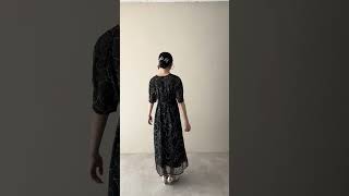 ブラックのラメエンブロイダリーレースドレス 動画