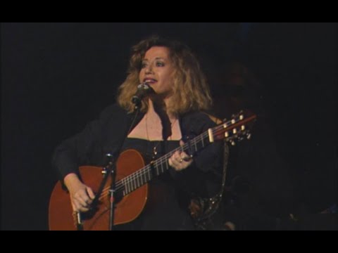 Chava Alberstein חוה אלברשטיין - Dona Dona  (live, 1989)