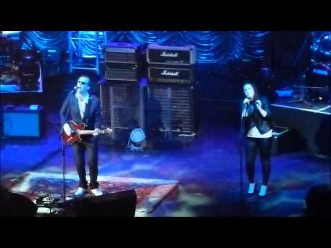 Joe Bonamassa and Sandi Thom: Bird on a Wire, Hammersmith Apollo Oct 22, 2011 in 1080p HD and Dolby