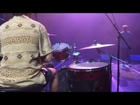 Quis a kiss - Victor Cali e Gabriel Peri