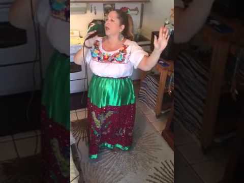 Laura Cristo . Recordando a mi Mexico!