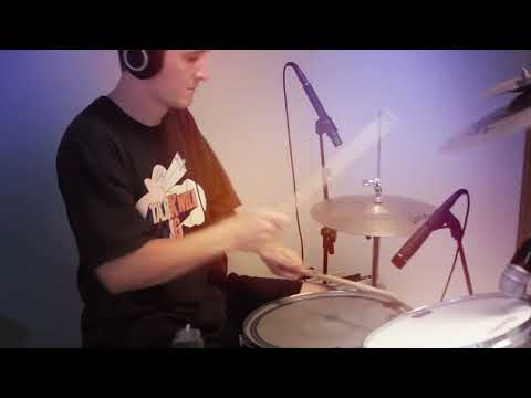 raku feat.  Jacques Yolo, DJ Faibo X & DJ Undoo - strike like (drum jam)