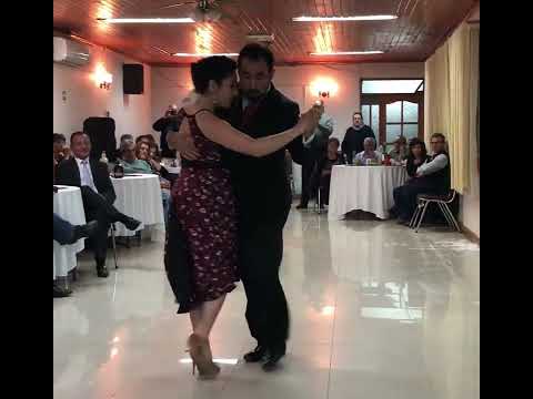 Ruth Hernandez y Camilo Rubilar - Milonga del 83 - Juan D'Arienzo