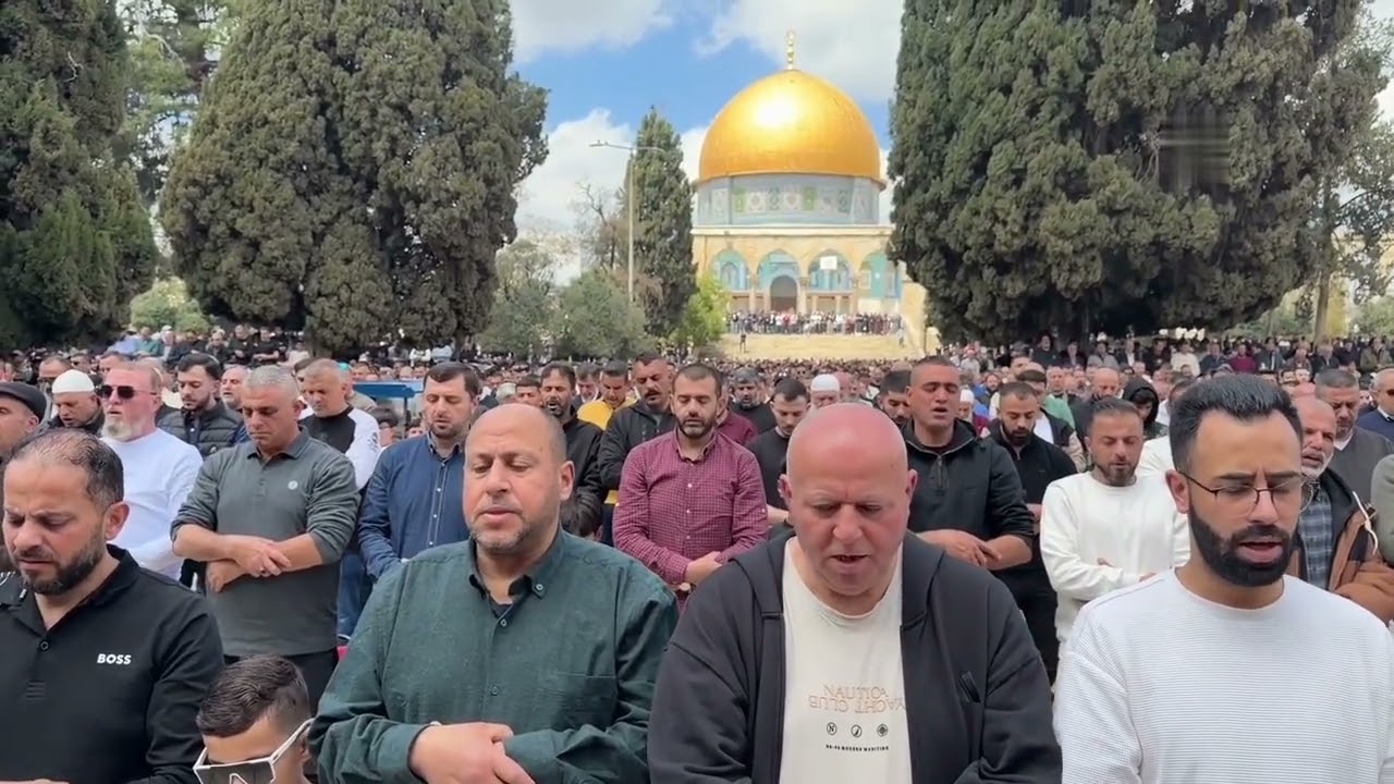 Mescid-i Aksa 5 hafta sonra Cuma namazında müminlerle buluştu