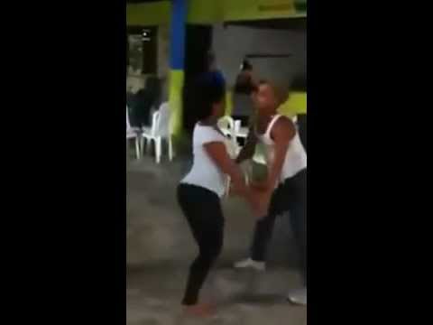 Raulin Rodriguez - Que Dolor tan grande, Asi se Baila bachata!!