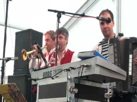 Die Gruppe Kreuz und Quer  Live Teil 1.