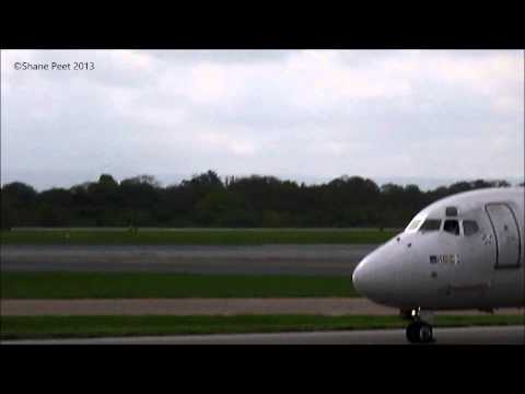 Scandinavian Airlines MD-80 SE-DIR at Manchester Airport