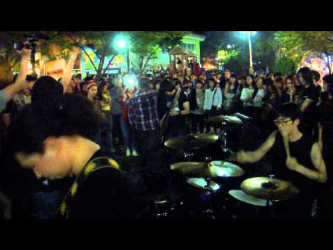 20130601 Find the spot - Clench Your Fist