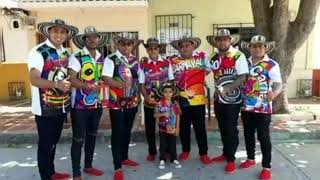 Tusa sobre tusa - Ritmo Tropical