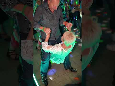 Tanzen in der Tanzbar Tenne 🪩💃🏼🕺🏼