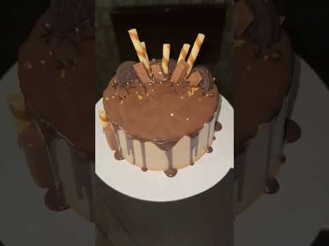 #cake #cakeart #cakedecorating #cakes #cakedesign #cakerecipe #cakeideas #cakeshorts #cakelover
