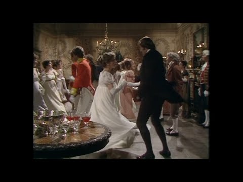 Lizzy's dance of mortification with Mr. Collins - Pride & Prejudice (1980) subs ES/PT-BR