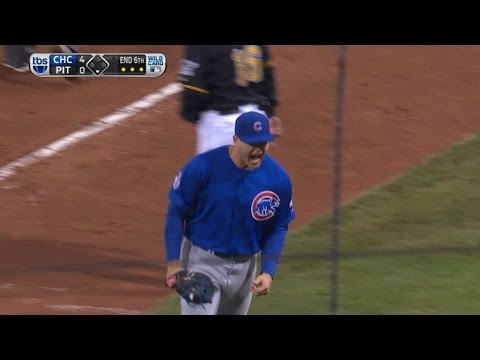 Arrieta induces huge double play to escape jam