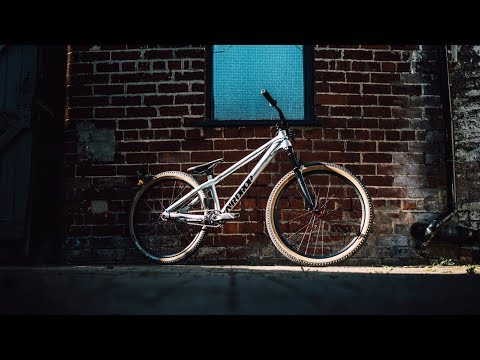 download lagu mp3 mp4 Dream Dirt, download lagu Dream Dirt gratis, unduh video klip Download Dream Dirt Mp3 dan Mp4 Music Online Gratis