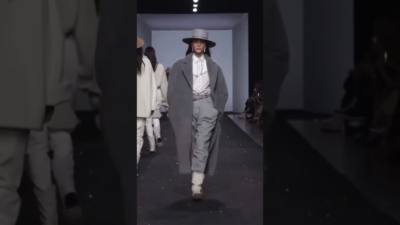 Vittoria Ceretti 🔥 #runway #fashion #supermodel #feed #shortsvideo #foryou #viral #yts #ytshorts
