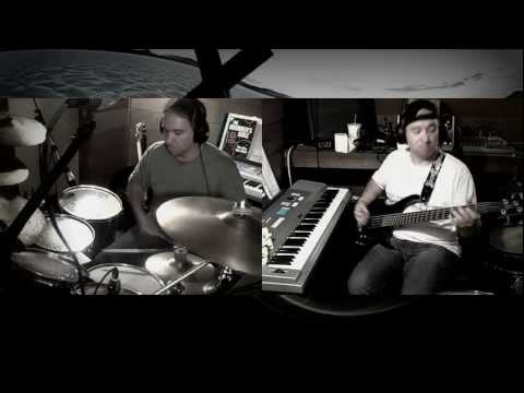 The Quiet House (bass & drum cover) - Spock's Beard