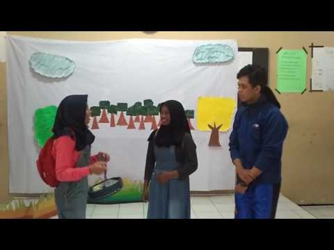 Dwora and the explorer