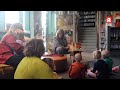 Burgemeester Spies leest voor tijdens Nationaal Voorleesontbijt