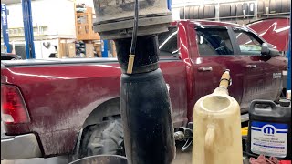 Checking Airbag Suspension For Leaks - 2015 Dodge Ram 1500 5.7L