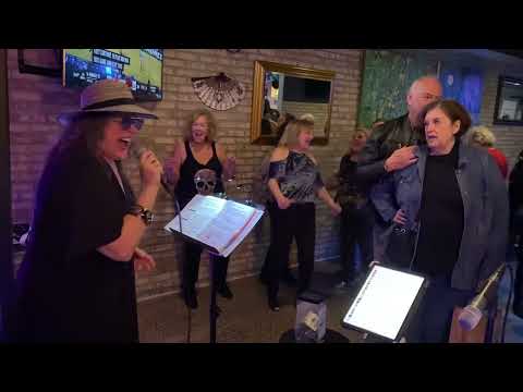 Lorena Mann & Ross Mazer 