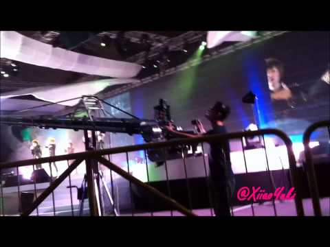 [Fancam] 120226 SISTAR & BOYFRIEND 1st FM in SG - BOYFRIEND Intro+I'll Be There