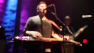 The Infamous Stringdusters - "Love One Another" [ SOUNDCHECK + LIVE ]