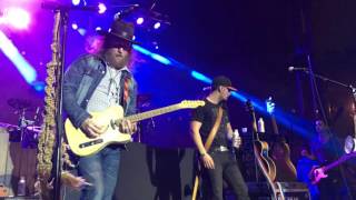 Brothers Osborne Pawn Shop Live