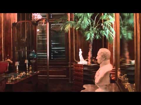 Schönbrunn Palace - Schloß Schönbrunn inside the palace