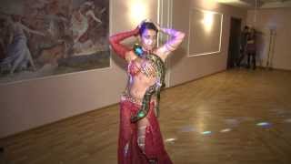 Belly dance with a snake video